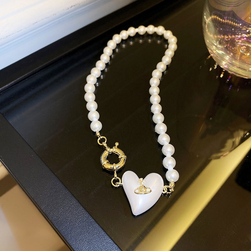 Koreańska osobowość perła miłość naszyjnik bransoletka moda łańcuszek do obojczyka naszyjnik netto Celebrity Light Luxury wisiorek Temperament