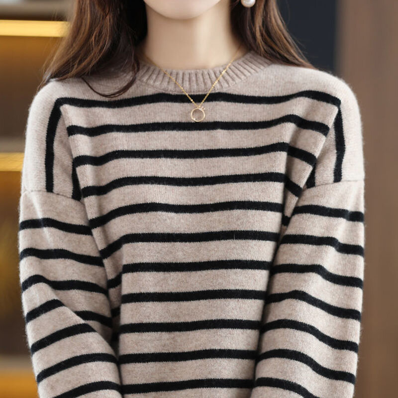 Suéteres básicos a rayas de talla grande para mujer, ropa coreana Simple empalmada de alta calidad, color blanco y negro, cuello redondo