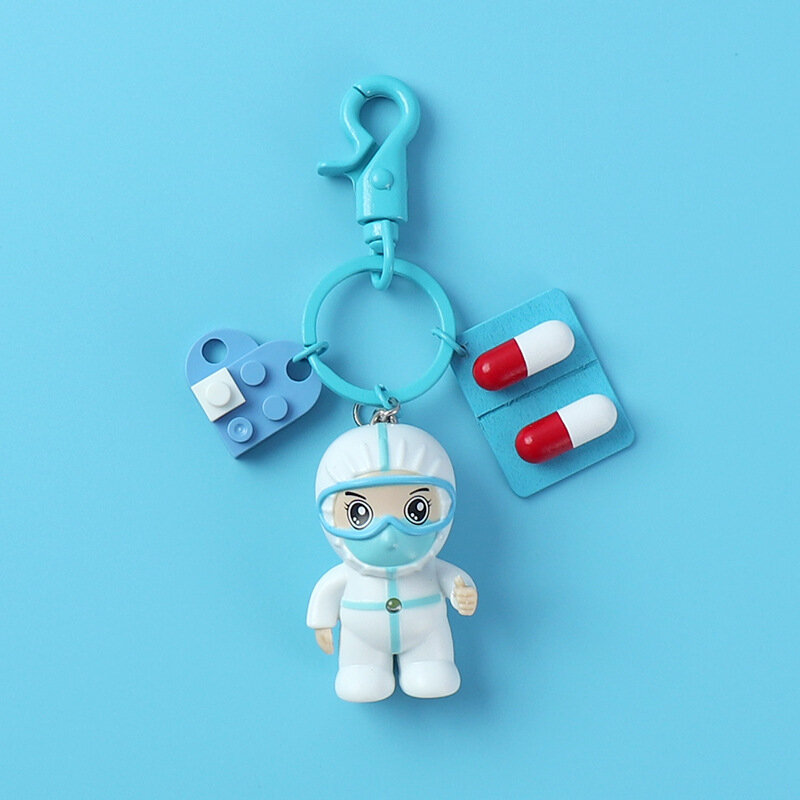 Llavero con personalidad creativa para enfermera, regalo de dibujos animados de coche, accesorios de joyería, héroe antiepidémico, blanco