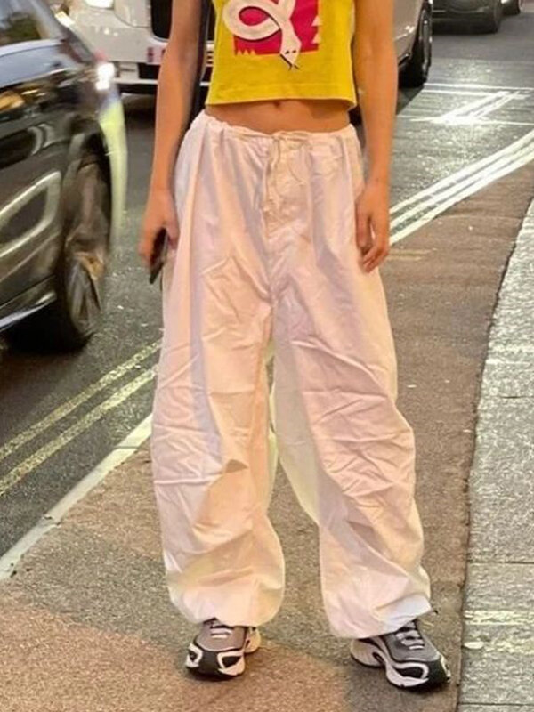 Celana Kargo Putih Wanita Streetwear Mode Keseluruhan Saku Besar Patchwork Celana Kasual Tali Pinggang Rendah Celana Baggy Wanita