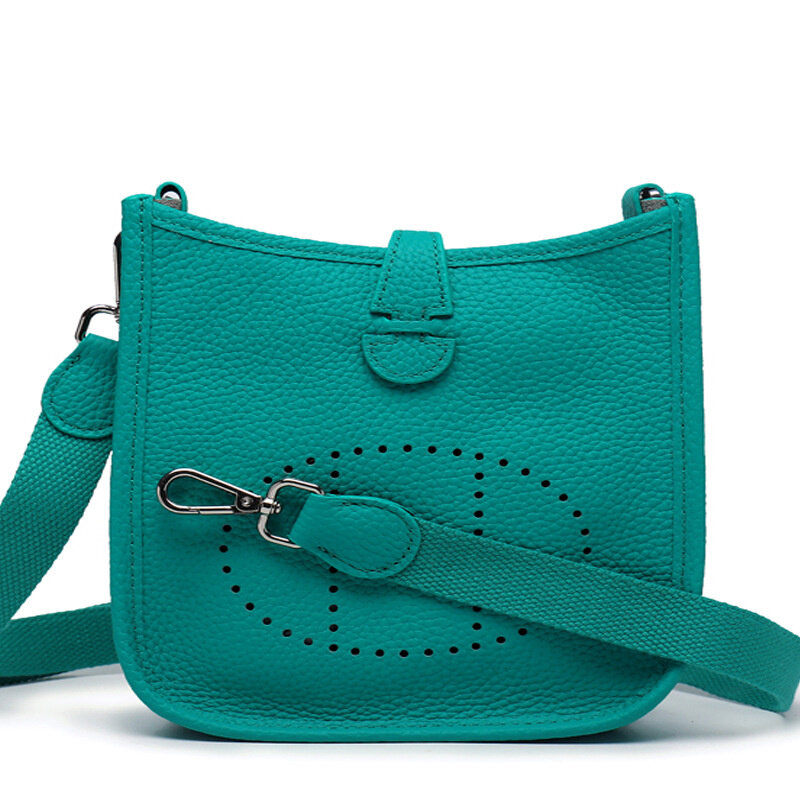 2022ใหม่ผู้หญิงกระเป๋าออกแบบกระเป๋าถือ Original ลิ้นจี่ไหล่ไหล่กระเป๋า Messenger กระเป๋าถือหนัง