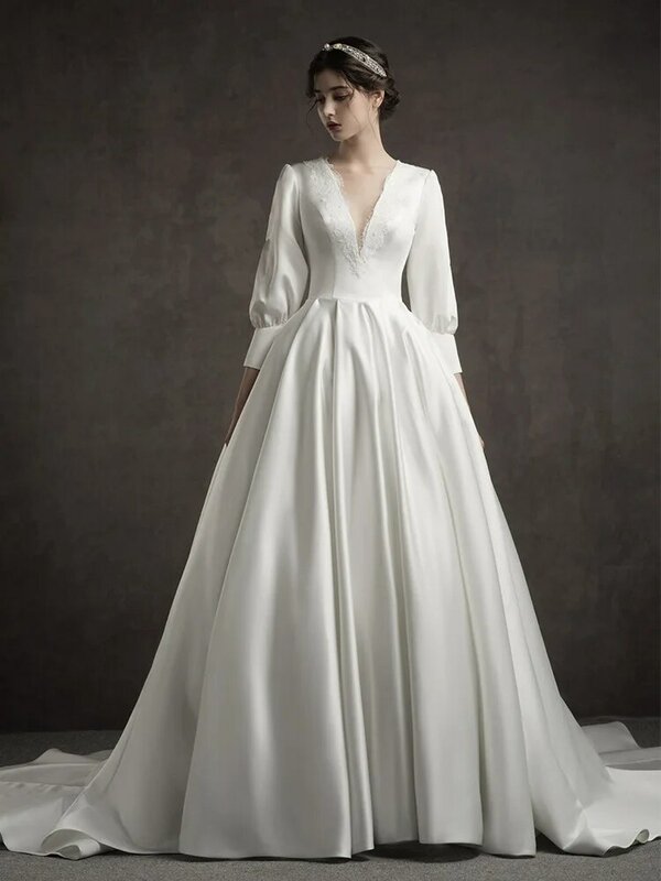 Letnia kobieca biała satynowa suknia ślubna-elegancka dekolt w szpic-z długim rękawem-spódnica z wysokim stanem