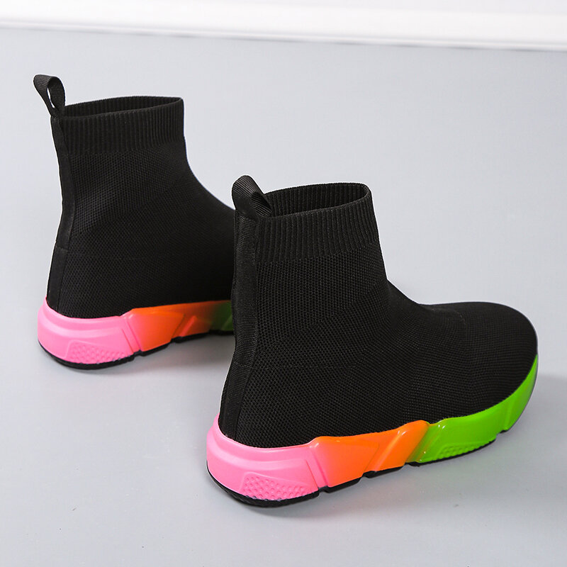 حذاء نسائي عالي الرقبة بعلامة تجارية للجنسين موديل 2022 يسمح بالتهوية حذاء مسطح أنيق حذاء نسائي غير رسمي من القماش المطاطي سهل الارتداء