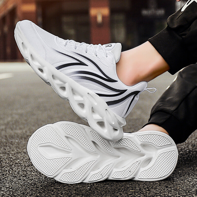 Mens Flame Printed Sneakers Flying Weave Sports Shoes Comfortable Running Shoes Outdoor Men Athletic Shoes Zapatillas De Deporte