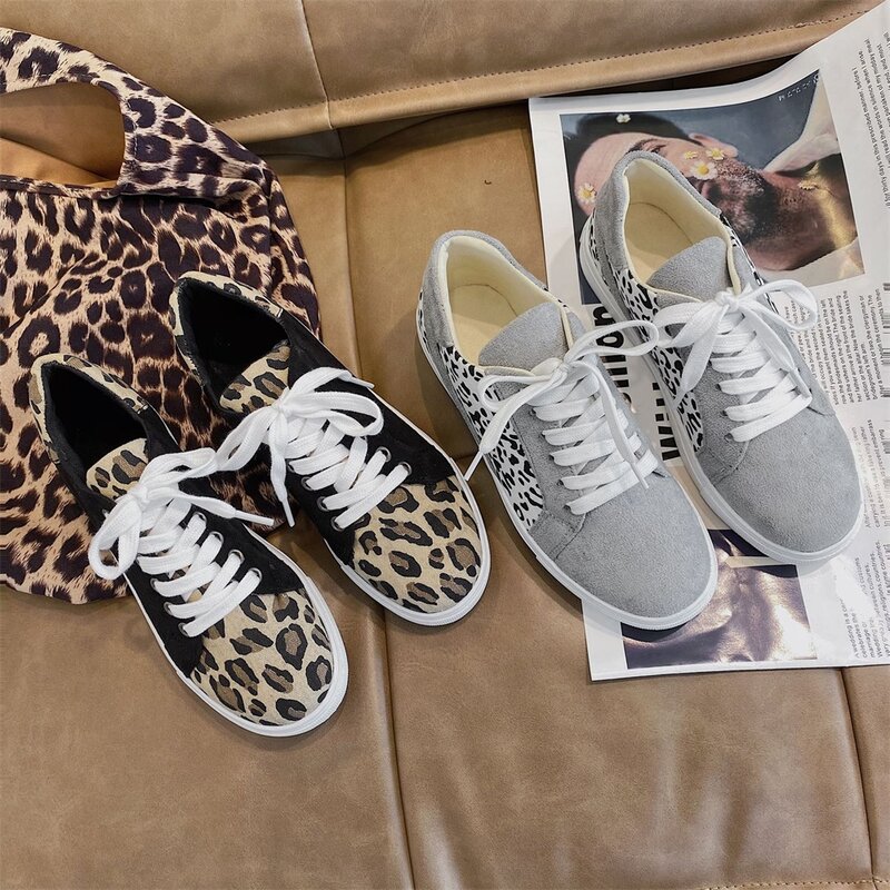 Женские леопардовые кроссовки, новинка 2022, модная женская повседневная обувь в стиле пэчворк на шнуровке, уличная спортивная обувь большог...