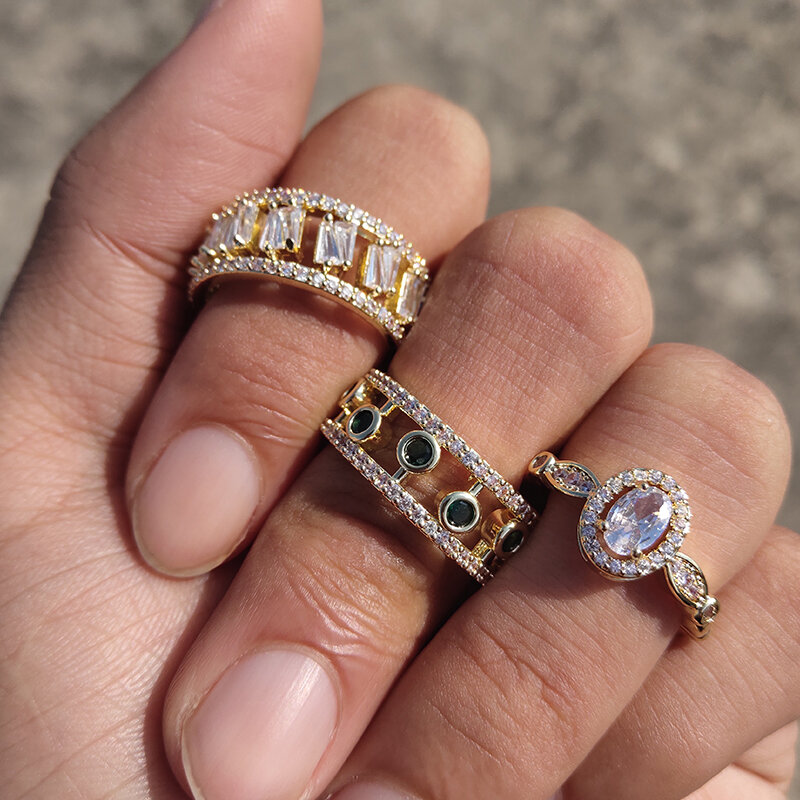 UILZ Cincin Kristal Lapis Ganda Mewah Berongga Cincin Pesta Pernikahan Zirkon Hijau Berlapis Emas untuk Hadiah Perhiasan Unik Pria Wanita
