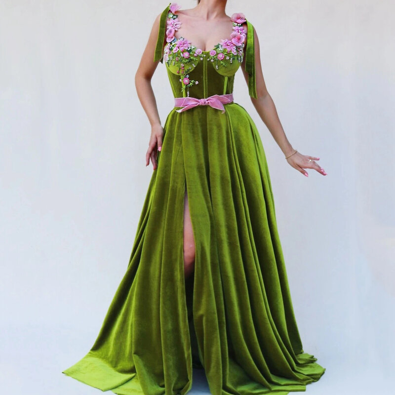 Gaun Prom Belah Tinggi Tanpa Lengan Manik-manik Bunga 3D Beludru Kerah V Gaun Formal Pernikahan Pesta Ulang Tahun Perjamuan