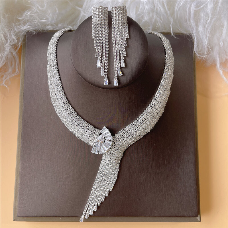 Conjuntos de joyería nupcial de cristal de diamantes de imitación para mujer, conjunto de collar y pendientes con dijes, joyería de boda, accesorios para regalos