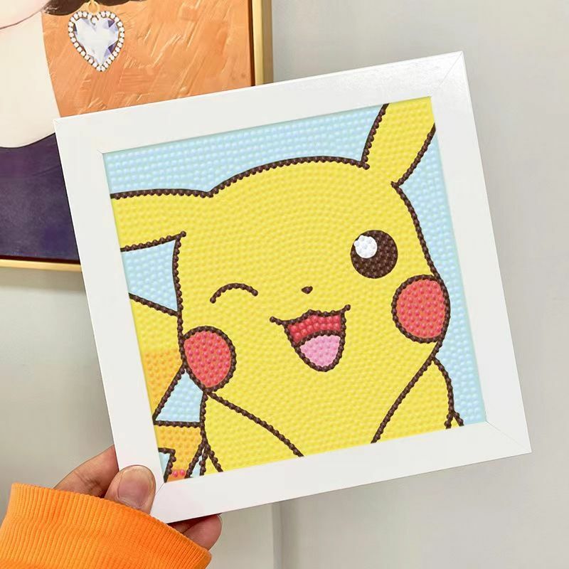 Pintura de diamantes de Pokémon, Pikachu creativo lleno de diamantes, mosaico de diamantes de imitación con marco de imagen, lindo colgante para el hogar