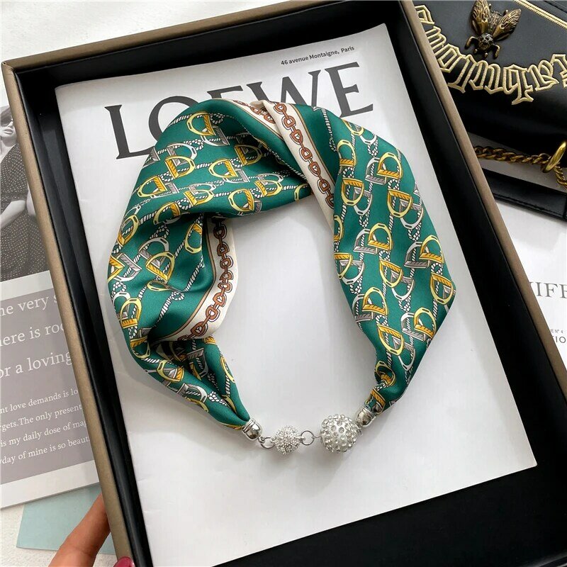 Bufanda de seda de cadena de lujo para mujer, broche magnético de moda, collar, cinta de satén para el pelo, corbatas, Foulard, 2022
