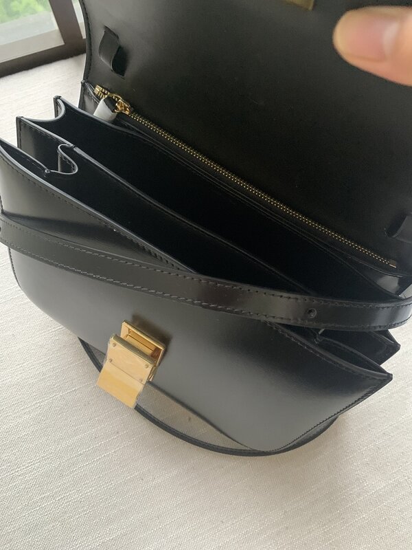 Bolso de hombro de cuero con caja para mujer, bolsa pequeña cuadrada de alta gama, de estilo mensajero, 2022
