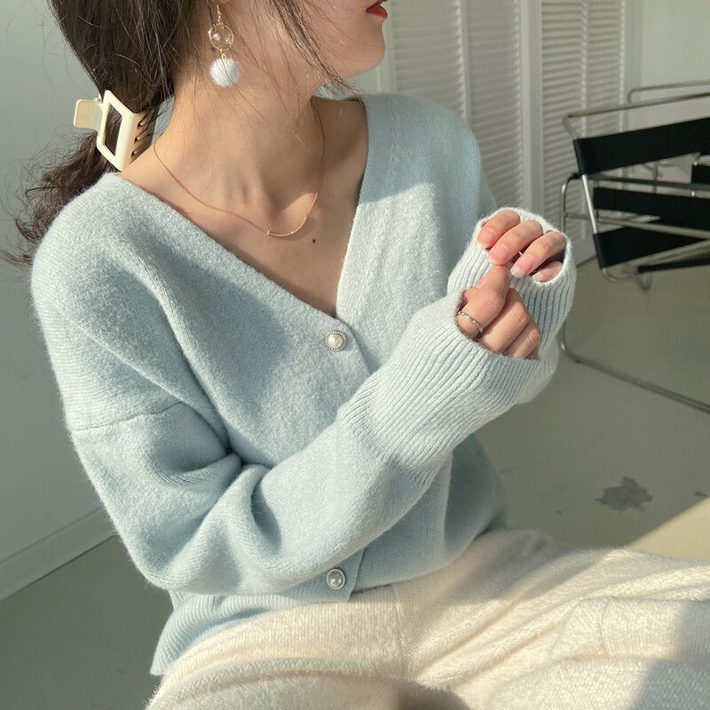 Yitimoky Sweter Wanita Kardigan 2021 Musim Gugur Mode Korea Biru V-Neck Pakaian Wanita Rajutan Solid Kasual Merah Muda Mantel Longgar Hangat Baru
