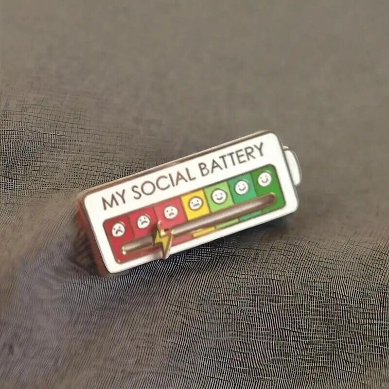 Mysocial Batterij Pin Emoticon Broche Gesp Esthetiek Gouden Metalen Badge Tas Kleding Revers Broches Voor Vrouwen Mannen Kinderen Geschenken