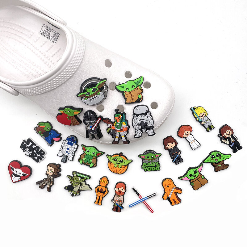 Breloques de chaussures dessin animé monstre vert, 25 pièces/ensemble, accessoires de décoration de chaussures en PVC pour cadeaux de noël pour enfants