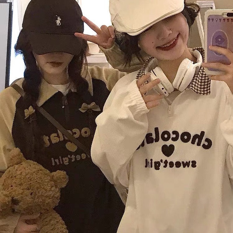 Deeptown Kawaii Gaya Korea Cetakan Huruf Coklat Hoodies Kebesaran Wanita Harajuku Kaus Lucu Perempuan Pullover Atasan Putih