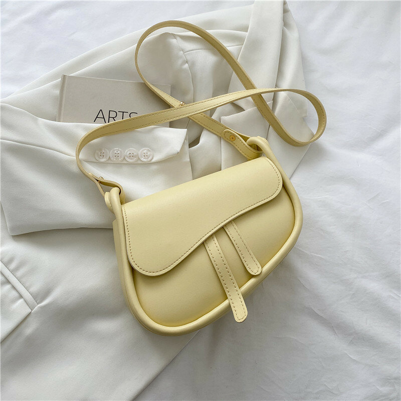 女性のためのファッショナブルなサドルバッグ,色付きの高品質バッグ,puレザー,プレミアムテクスチャ,2022