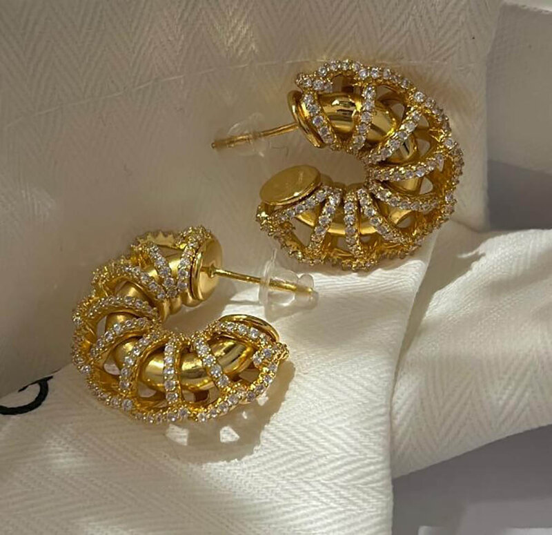 Wiosna nowy 2022 francuski retro styl dworski projektant luksusowy butik mody kolczyki złoty C-SHAPE klasyczny kobiety biżuteria