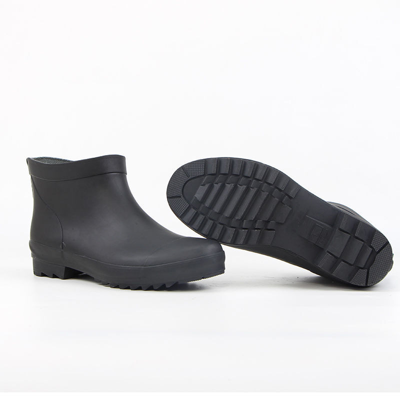 Uniseks Karet Sepatu Bot Hujan Pergelangan Kaki Tahan Air Antiselip Sepatu Memancing Pasangan Wanita Pria Bekerja Tahan Lama Sepatu Slip-On Platform Ukuran Besar