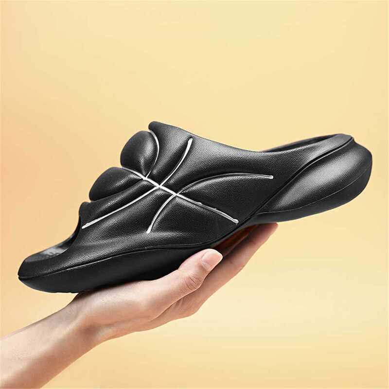 حذاء رجالي صيفي غير رسمي بأرضية مستديرة من الأمام صندل مسطح فضي حذاء رياضي نسائي عصري