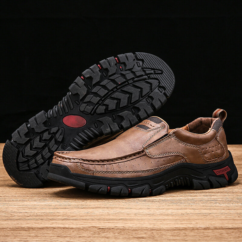 2022 Handmade Leather Men obuwie moda przewiewne buty wsuwane mężczyźni Outdoor wygodne buty do chodzenia Slip-on buty do jazdy samochodem