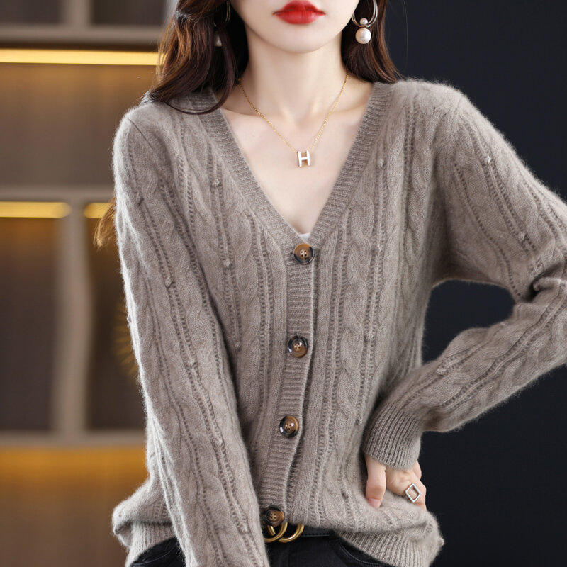 Novo outono e inverno lã cardigan feminino com decote em v cor sólida torcido casaco de manga comprida camisola de lã solta de malha fora