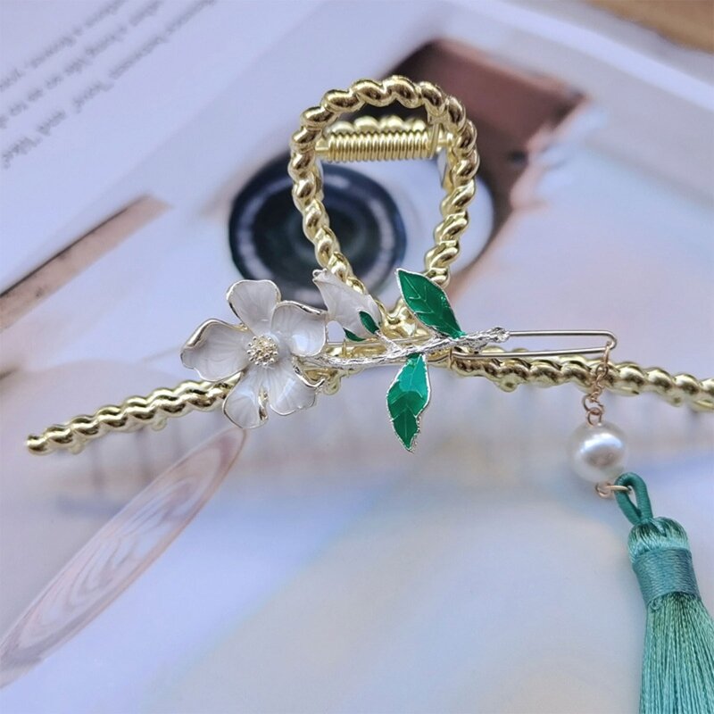 Large Alloy Hair Claw with Flower Tassel Decors Hair Catch Barrette Jaw Clamp for Women Half Bun Hairpin Thick Hair
