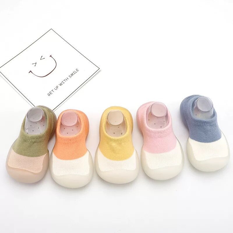 Zapatos de malla transpirable para primeros pasos para bebé, parche de Color, zapato informal para niños y niñas, suela suave, antideslizante
