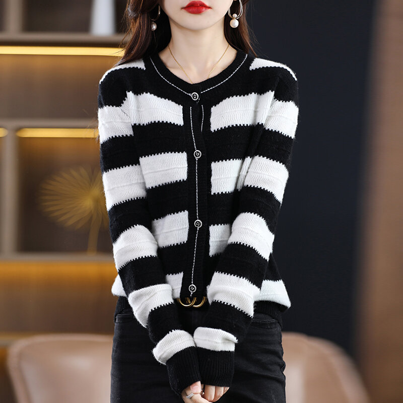 New Autumn And Winter 100% Wool Knitted Women's Round Neck Cardigan Slim Coat Long Sleeve Sweater Base Loose Outside