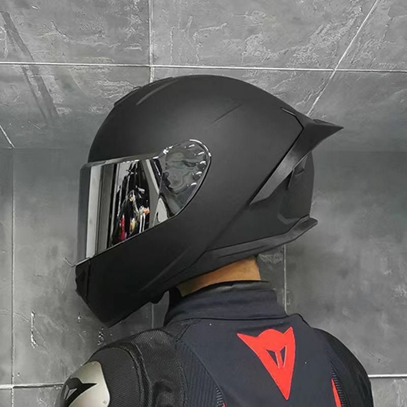 Motocicleta completa capacetes homens e mulheres personalidade quatro estações da motocicleta grande cauda net capacetes vermelhos pode ser equipado com bluetoot