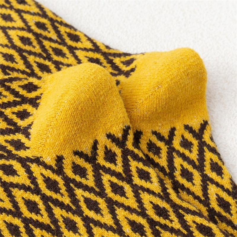Coloridos calcetines gruesos de lana para mujer, medias de estilo étnico, brillantes, informales, 5 pares