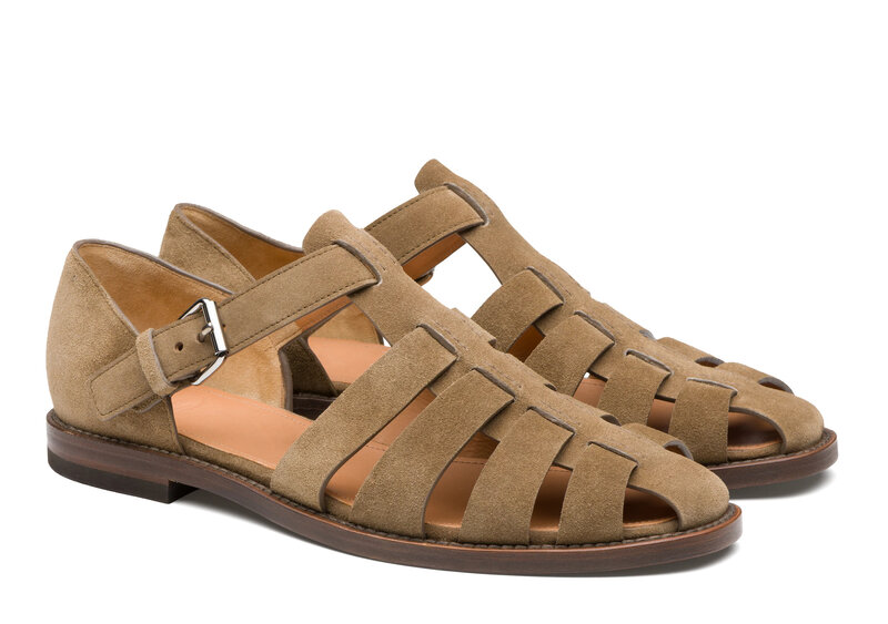 Letnie męskie sandały skórzana sukienka buty Outdoor Soft Pointed formalne męskie sandały ślubne klasyczne światło kapcie sandały trampki