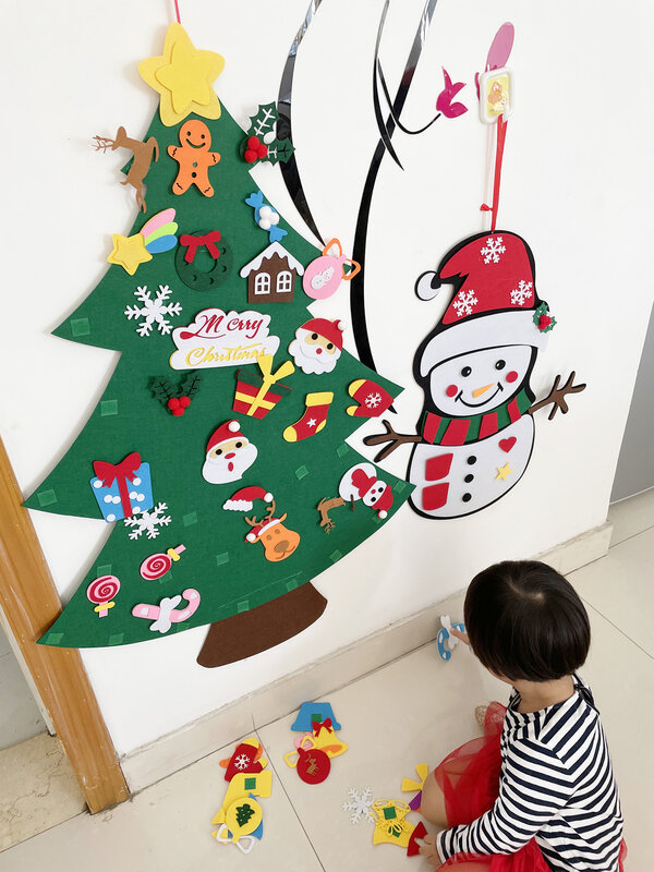 40Pcs DIY Felt Christmas Tree เด็กวัยหัดเดิน Busy Board Xmas ต้นไม้ของขวัญเด็กของเล่น Montessori สำหรับ Boy Girl ผนังตกแต่งเครื่องป...