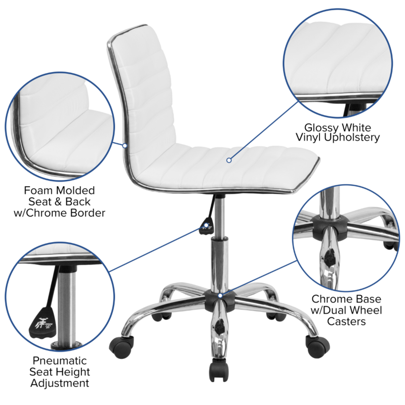 Chaise de bureau pivotante à nervures blanches, à dossier bas, sans accoudoirs, avec cadre chromé