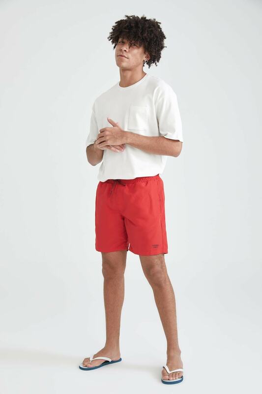 Short masculino vermelho mar novo estilo moda original