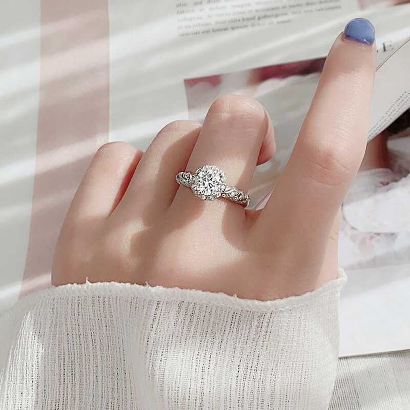 Luxury Sterling 925เงินแหวนหญิงเครื่องประดับ Brilliant 100% Moissanite Diamond แหวนหมั้นของขวัญจัดส่งฟรี