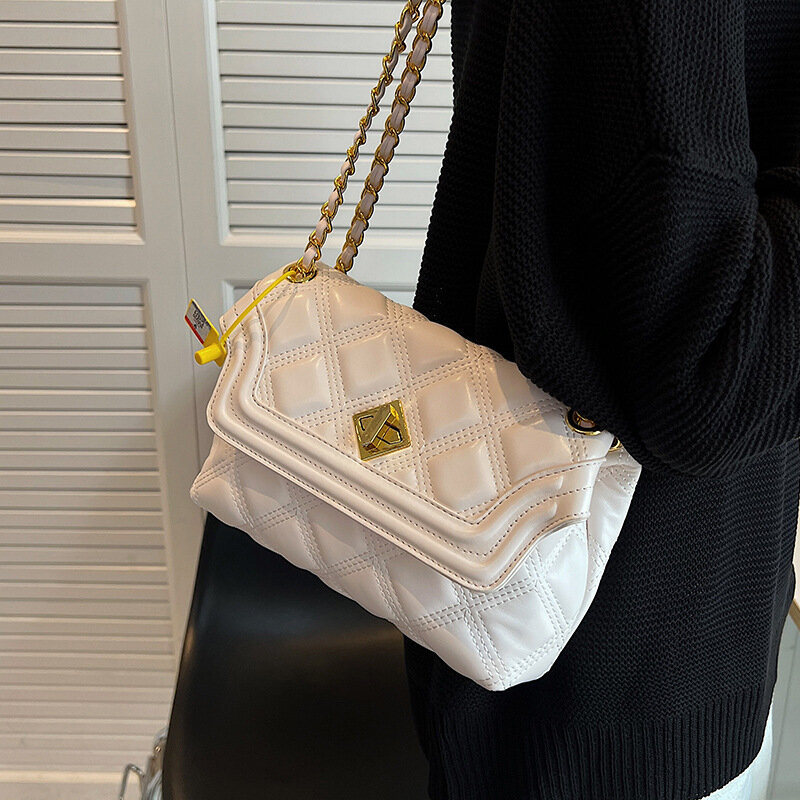 새로운 최고 품질의 럭셔리 브랜드 황금 큰 리벳 체인 가방, 어깨 작은 사각형 패션 휴대용 비스듬한 크로스 바디 여성 가방