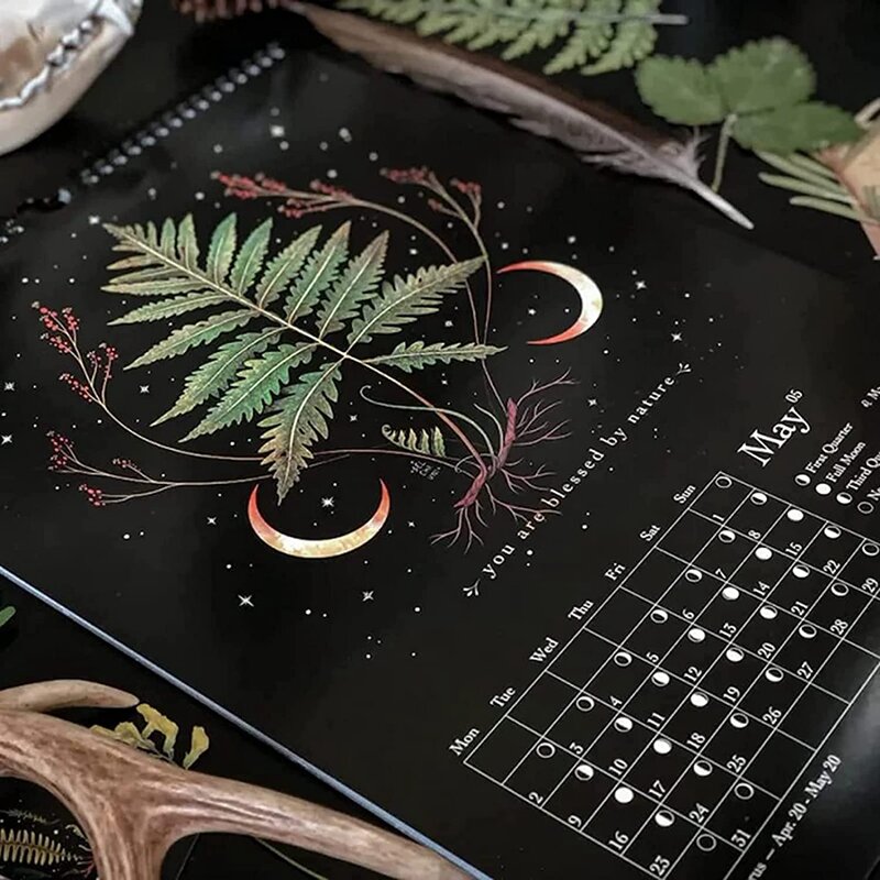 Новогодний календарь Темный лес лунный календарь 2022 настенный календарь увлекательные картины красочные календари Waterink (21 см x 30 см)