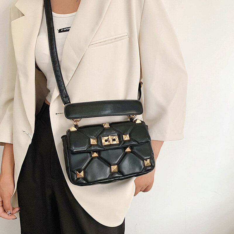Bolsas de couro rebite 2022 marca feminina clássico mão saco alça superior totes saco de luxo alça larga crossbody saco feminino satchels