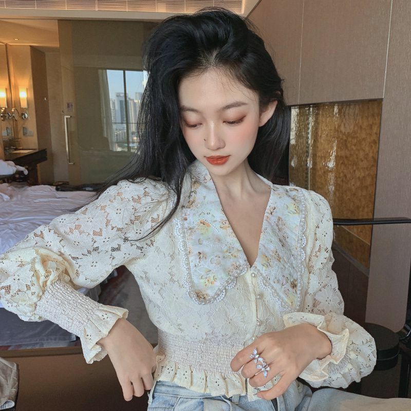 Deeptown-Top elegante de encaje con perlas para mujer, blusa Floral, trajes elegantes para mujer, ropa de estilo coreano con manga abombada y botones, 2022