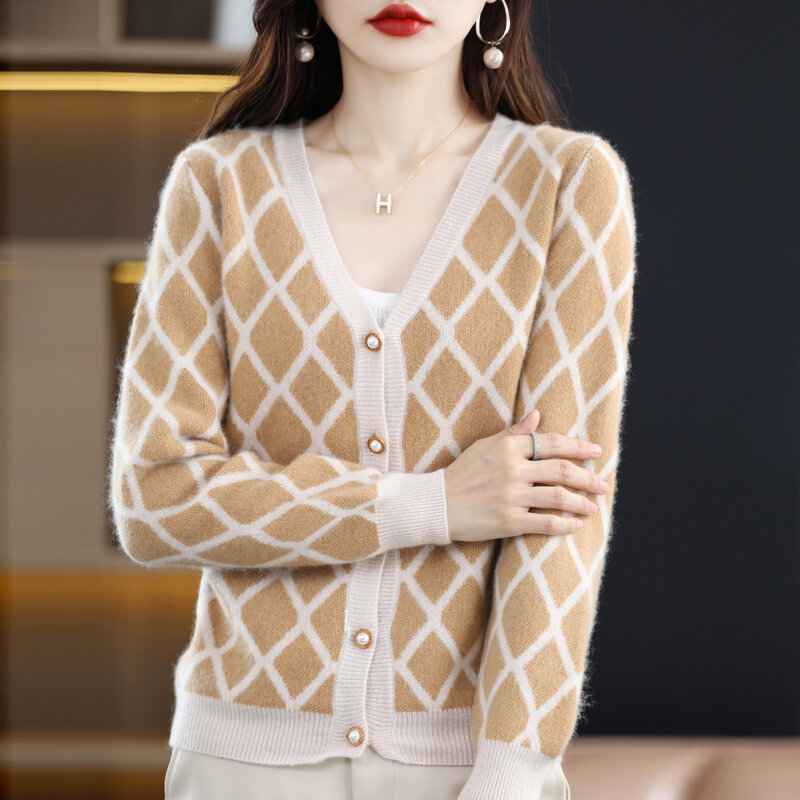2022 Autumn And Winter New Cashmere Cardigan Women's Retro Contrast Diamond Plaid Loose Long Sleeve Wool Bottoming Shirt Coat