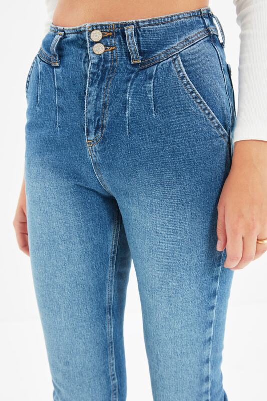 Trendyol Steek Detail Hoge Taille Slim Fit Jeans TWOAW22JE0144