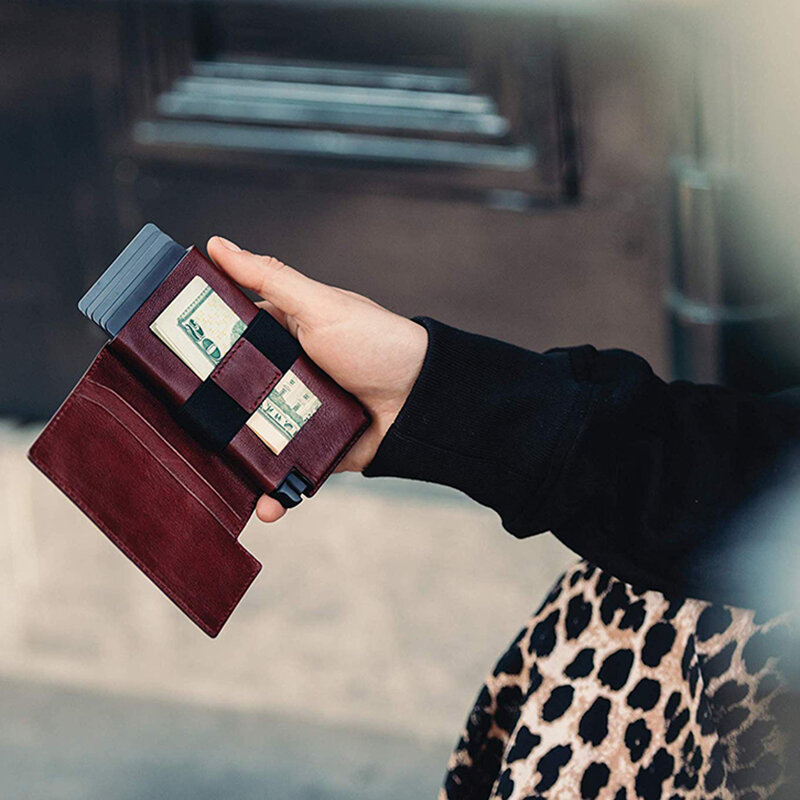 กระเป๋าสตางค์ใส่เหรียญแบบย้อนยุคกระเป๋าสตางค์ป้องกันการโจรกรรมกระเป๋าใส่บัตรเครดิต RFID สำหรับรองเท้าผู้ชายหนังแท้ที่ใส่บัตรกระเป๋าเงินออกแบบได้ตามต้องการ