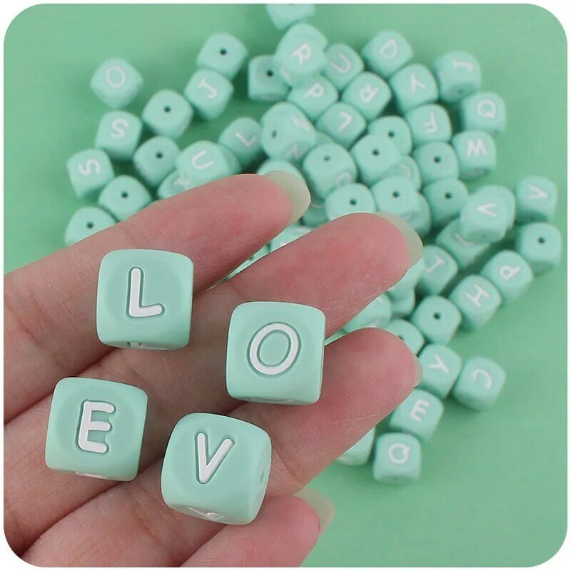 Cadena de chupete personalizada para bebé, juguete mordedor de silicona con letras del alfabeto verde inglés, 10 piezas, 12MM