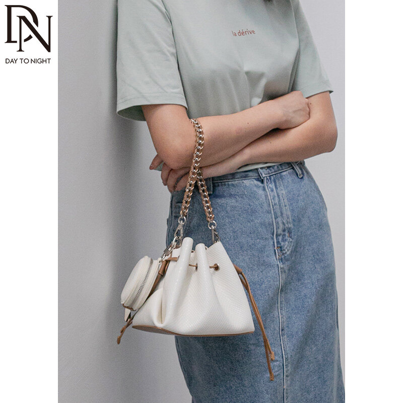 DN Women's Shoulder Bags White Drawstring Crossbody Bucket Handbags Serpentine Pattern Top Handle Purse for Ladies Brand Design
