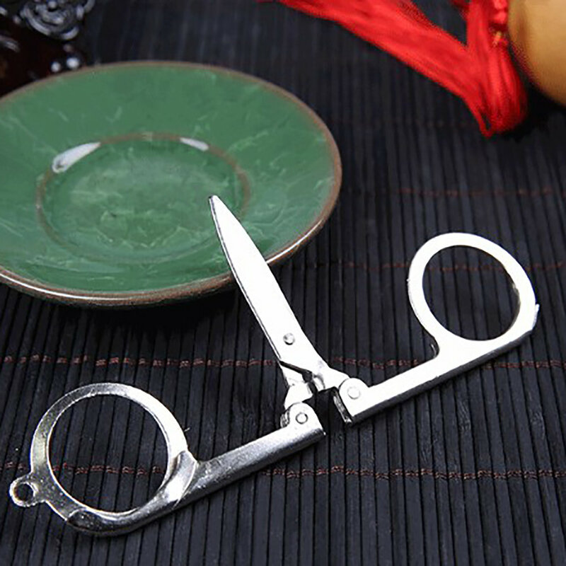 Folding Scissors Pocket Travel Small Cutter Crafts Sharp Blade Emergency Mini Foldable Travel Folding Scissors 301 Medium-Sized