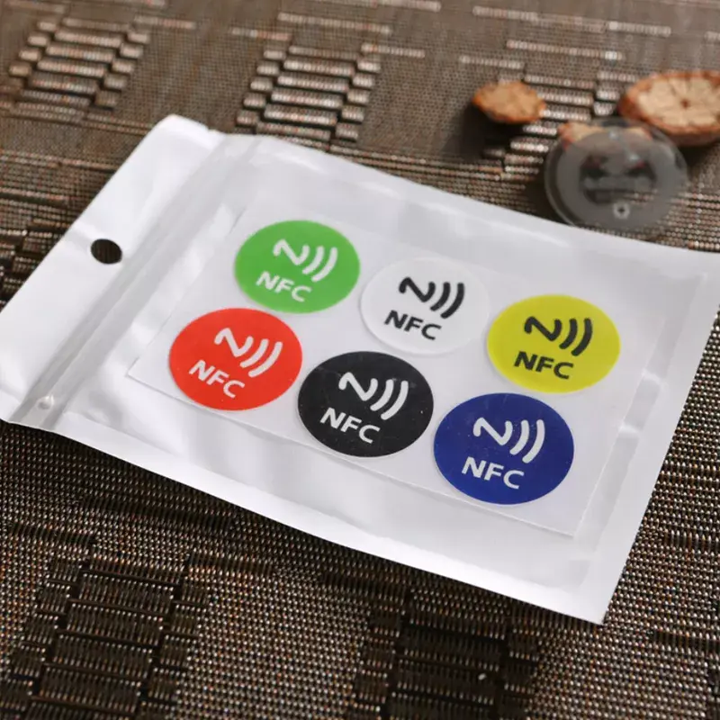 (6 sztuk/partia) NFC tagi naklejki NTAG213 NFC tagi RFID etykiety samoprzylepne naklejki uniwersalna etykieta Ntag 213 RFID Tag dla wszystkich telefonów NFC