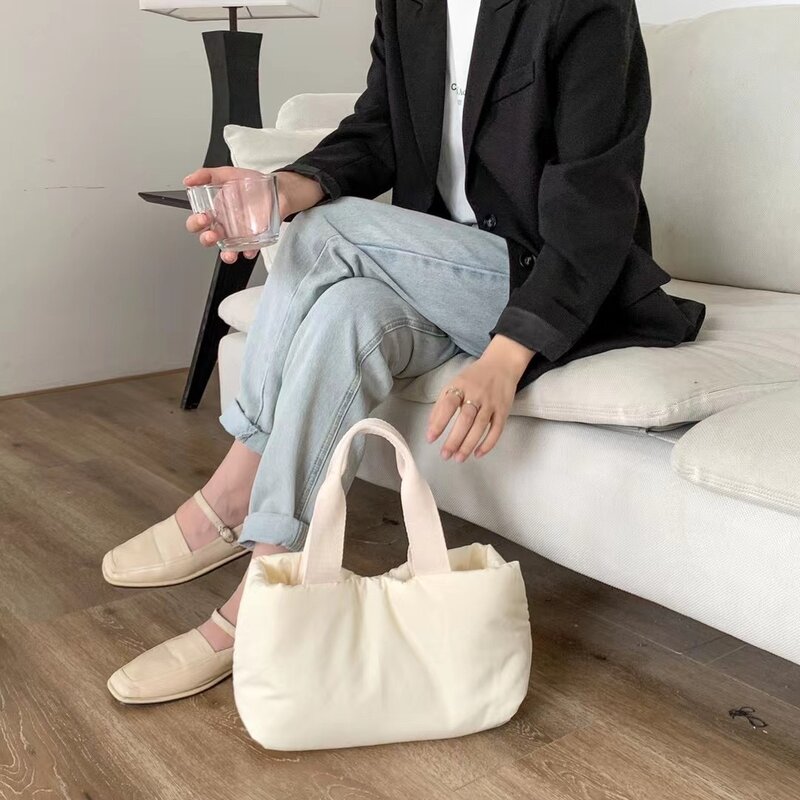 Mode Gewatteerde Vrouwen Handtas Luxe Designer Nylon Down Katoen Dames Schouder Crossbody Tas Winter Gewatteerde Shopper Tote Bag