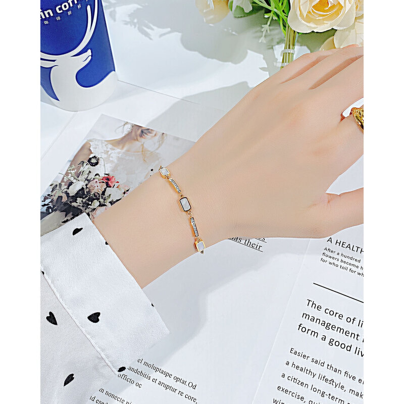 Popular Light Luxury Ins Niche Design Cool Style Simple Zircon Inlaid Drawcord Adjustable Stainless Steel Bracelets for Women