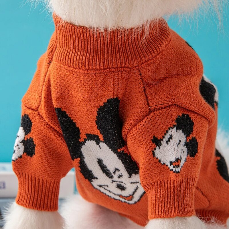 ديزني جديد الخريف والشتاء جرو سترة محبوك ميكي نمط ملابس الحيوانات الأليفة خارج دافئ الكلب معطف أحمر الكلب الملابس