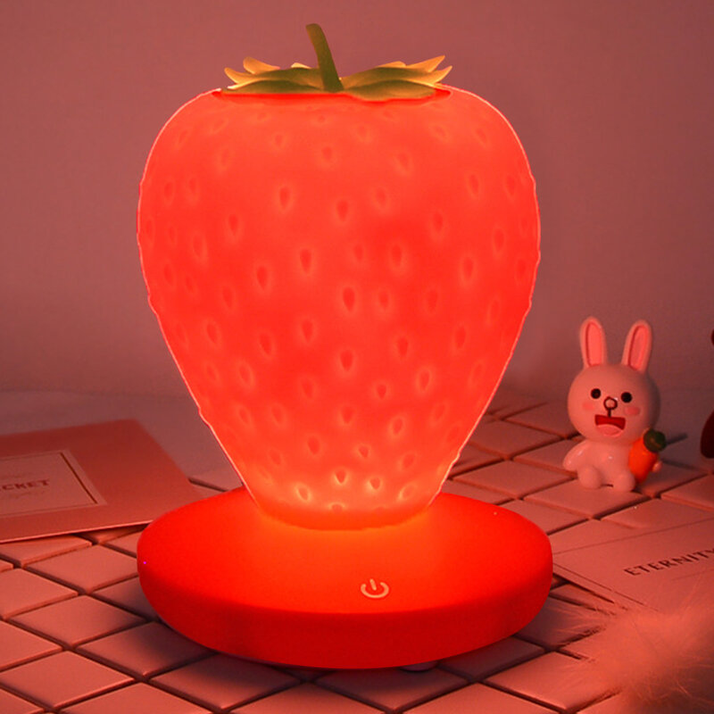 Veilleuse à fraises en Silicone pour enfants, jolie lampe de chevet, cadeau Unique pour fête d'anniversaire, Festival